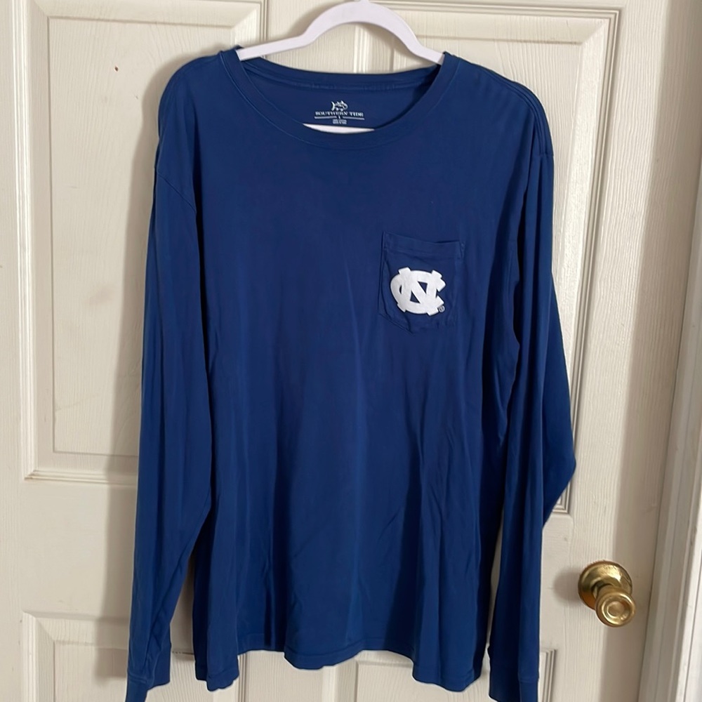 Southern Tide Mens Tarheels T-Shirt Size Large Long Sleeve Blue